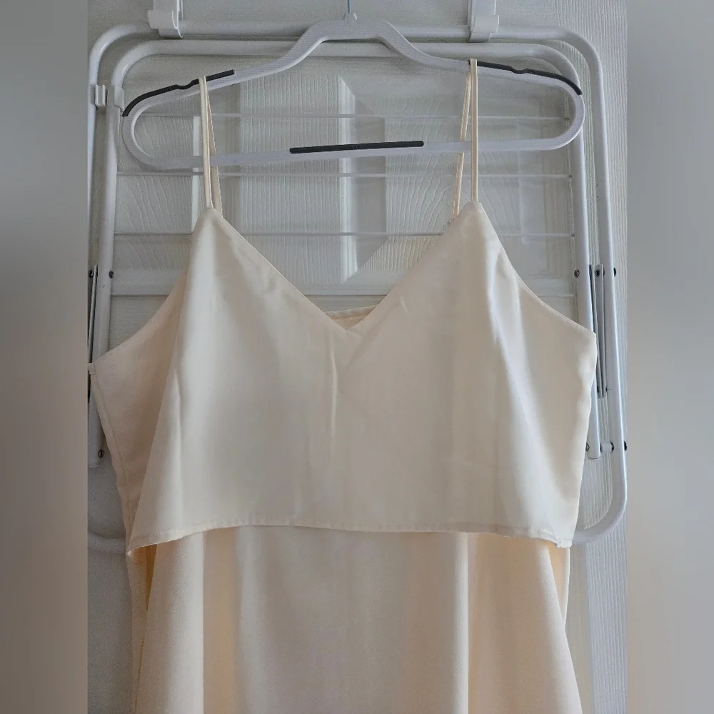 Brunette the Label Satin Dress in Creme , size XL - Picture 2 of 5